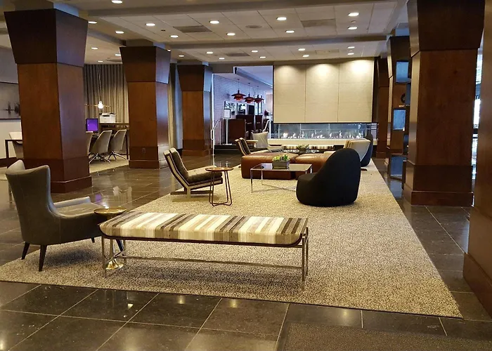 Crowne Plaza - West Loop By Ihg 3*