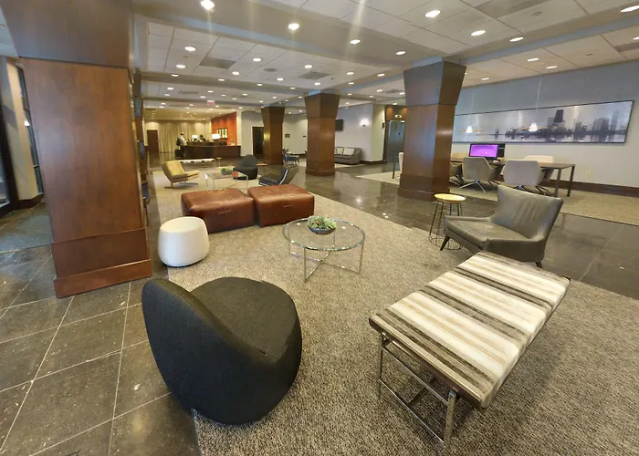 Crowne Plaza - West Loop By Ihg Hotel