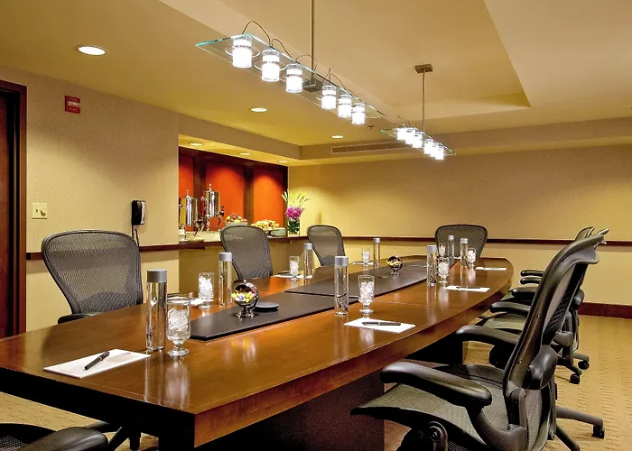 Crowne Plaza - West Loop By Ihg