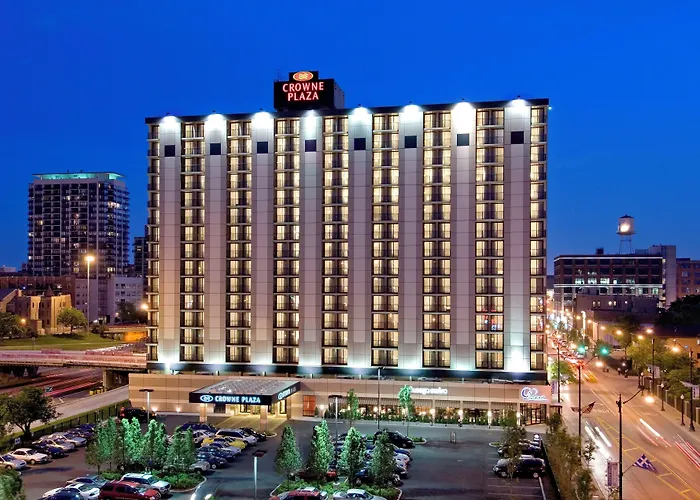 Crowne Plaza - West Loop By Ihg Hotel 3*