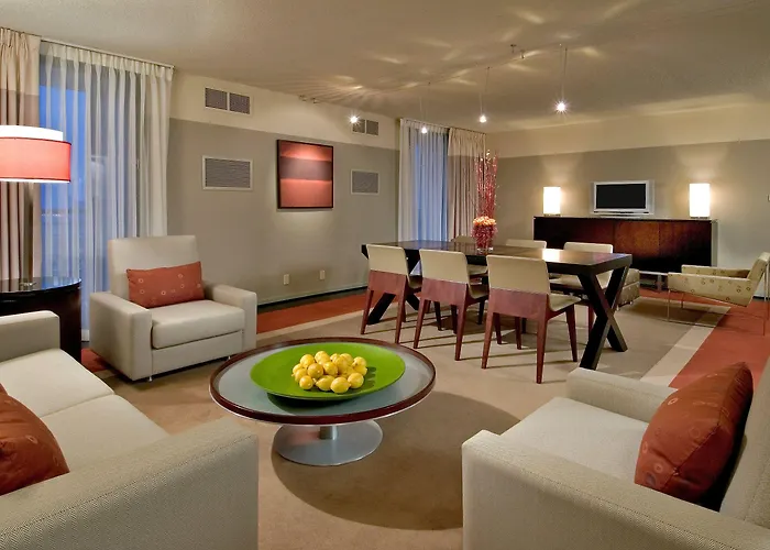 Crowne Plaza - West Loop By Ihg Hotel Chicago
