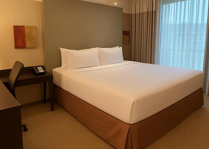 Hotel Crowne Plaza - West Loop By Ihg Chicago