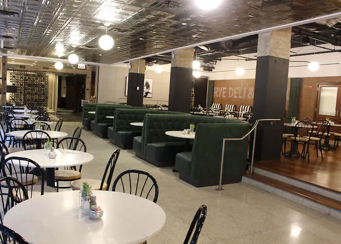 Crowne Plaza - West Loop By Ihg Hotel Chicago