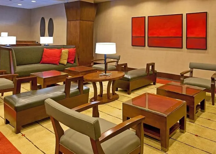 Crowne Plaza - West Loop By Ihg Hotel 3*