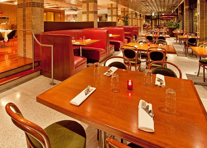 Crowne Plaza - West Loop By Ihg Hotel